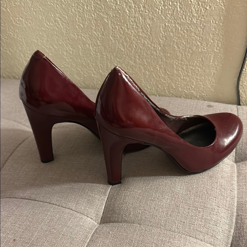Marco Santi Red Heels Classic Pointed Toe Medium Heel